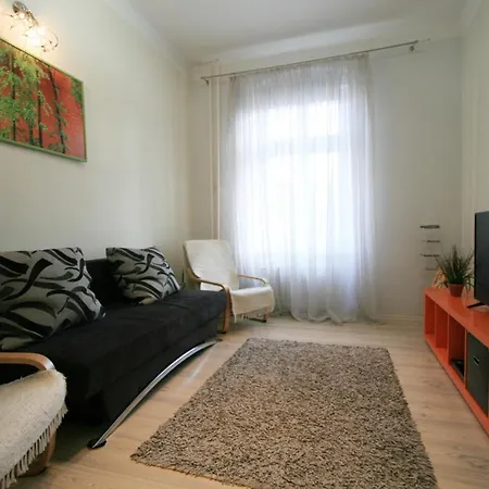 Apartment No 21 - I P Pavlova 34 *